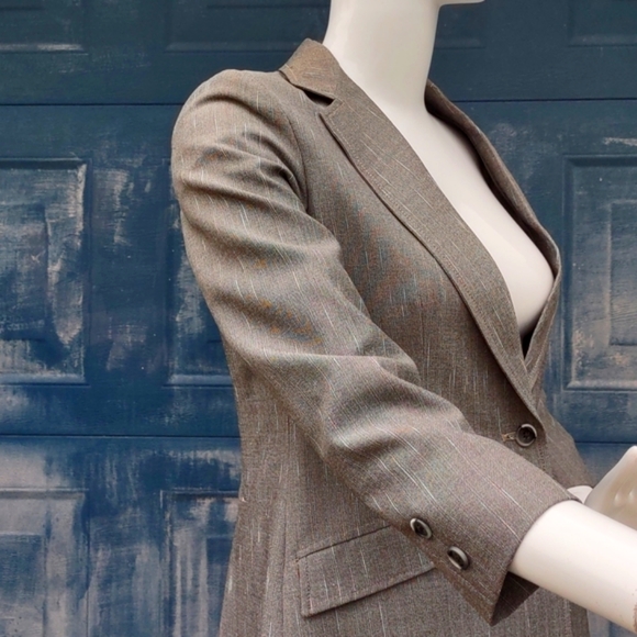 REED HILL LADIES HAND MADE/TAILORED LUXURY DAY RIDING QUESTRIAN COAT - Picture 5 of 17